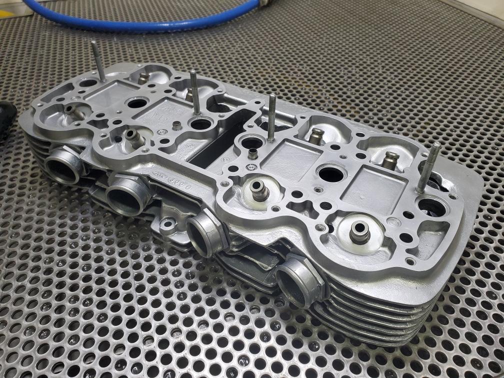 Aluminum cylinder head, after vapor honing Aluminum cylinder head, after vapor honing